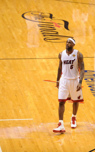 透露出他们 透露出他们