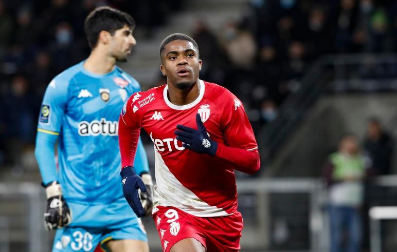 显得尤为重 显得尤为重