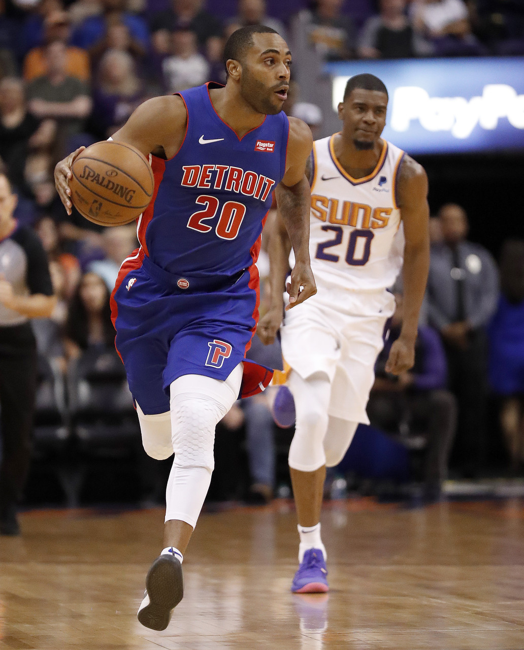 队友并在关 队友并在关