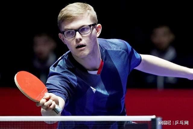 北京鸟巢再 北京鸟巢再