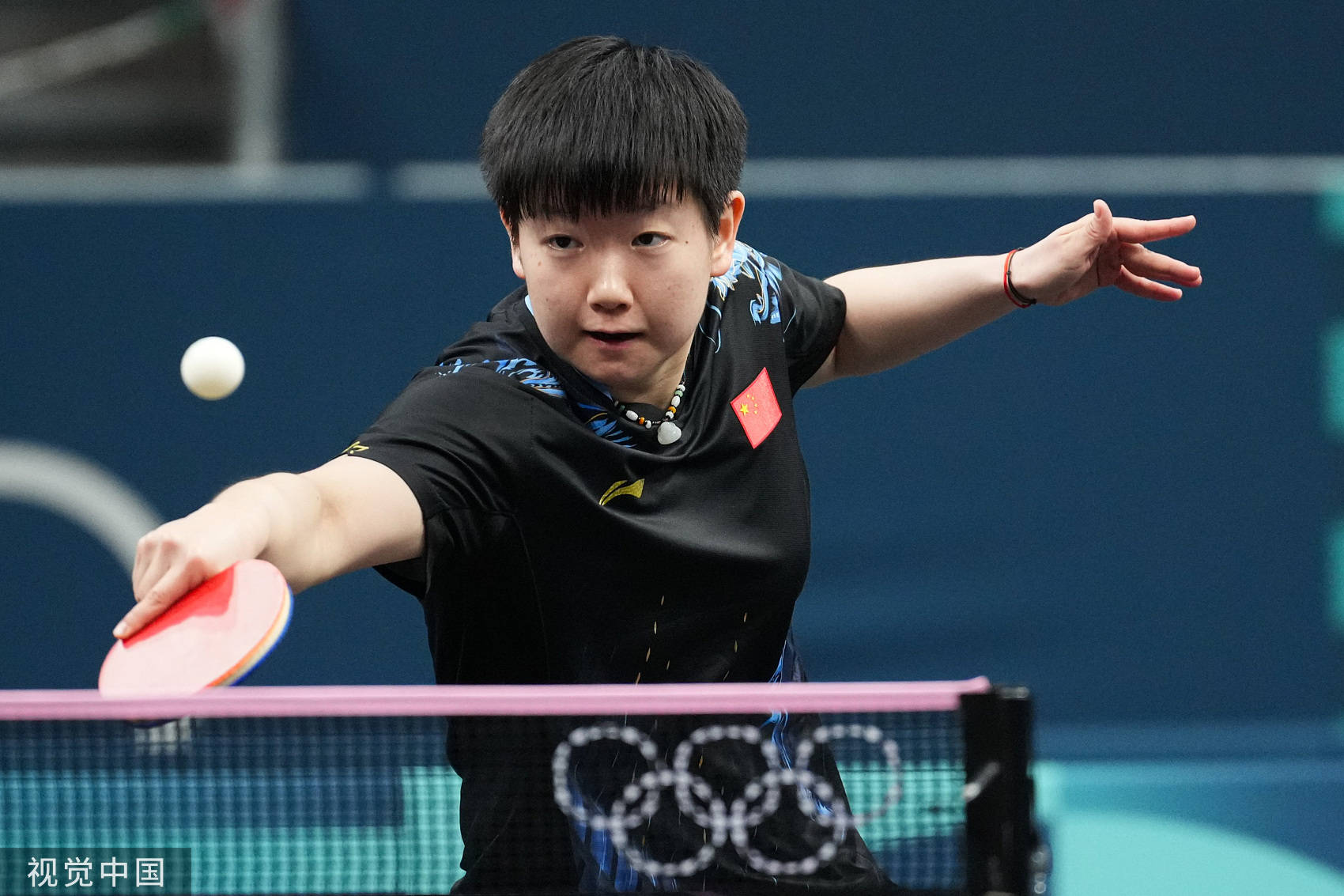 她在八强战 她在八强战