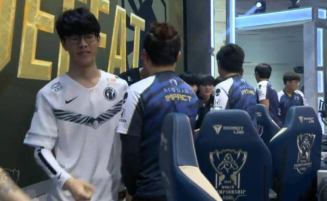 Royal Never Give Up 从 LPL 2025 中被淘汰， Bilibili Gaming 和 Anyone's Legend 获得胜利